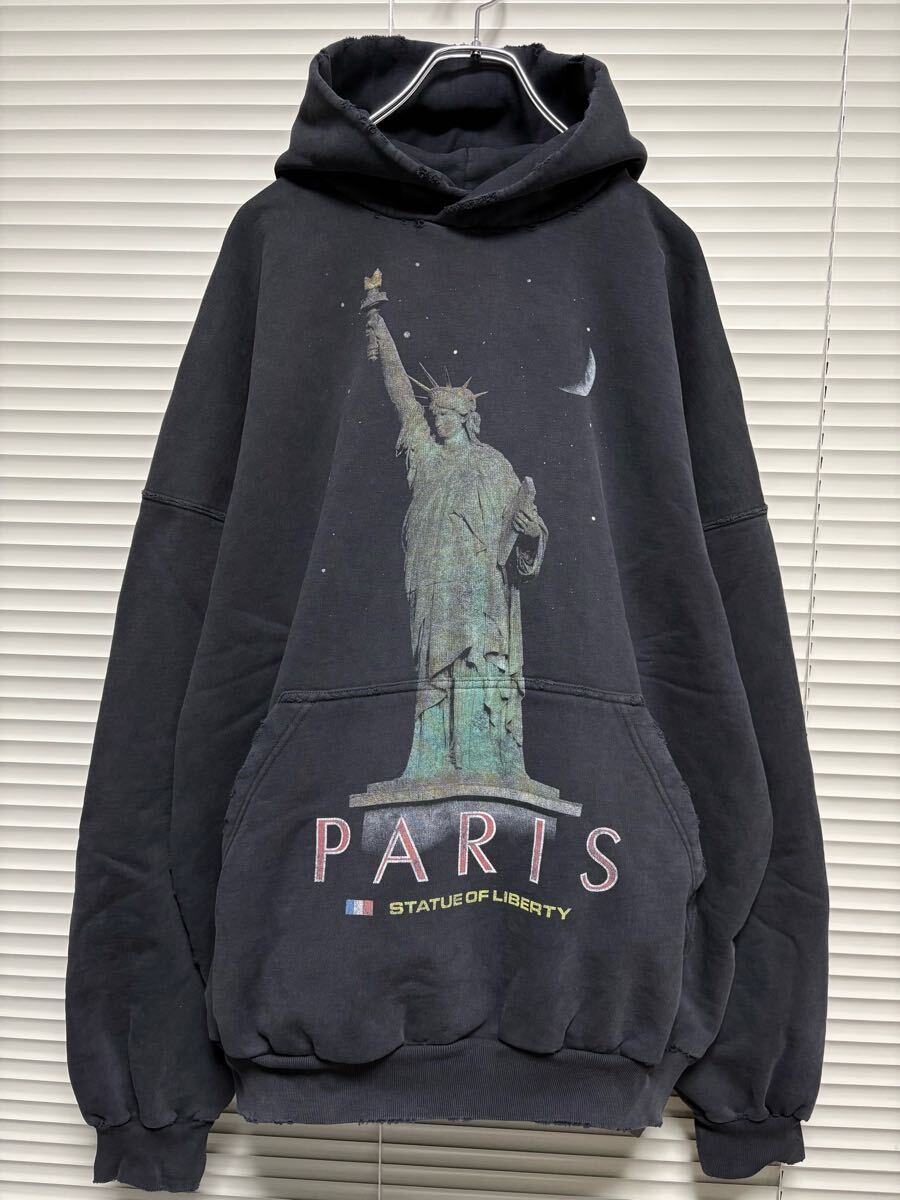 新品《 BALENCIAGA バレンシアガ 》Paris Liberty Hoodie 2 新品《 BALENCIAGA バレンシアガ 》Paris Liberty Hoodie 2