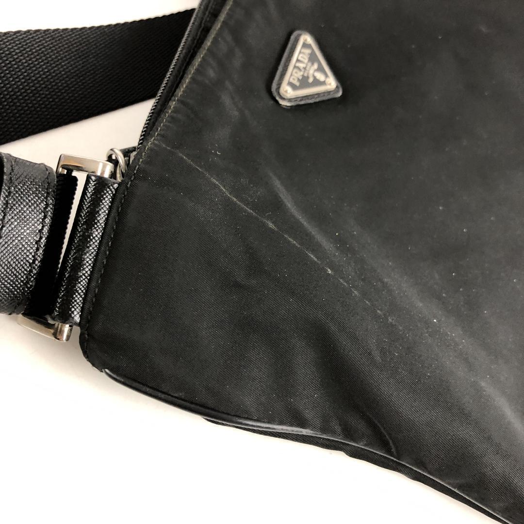 PRADA プラダ ナイロン ロゴプレート ショルダーバッグ ブラック PRADA プラダ ナイロン ロゴプレート ショルダーバッグ ブラック