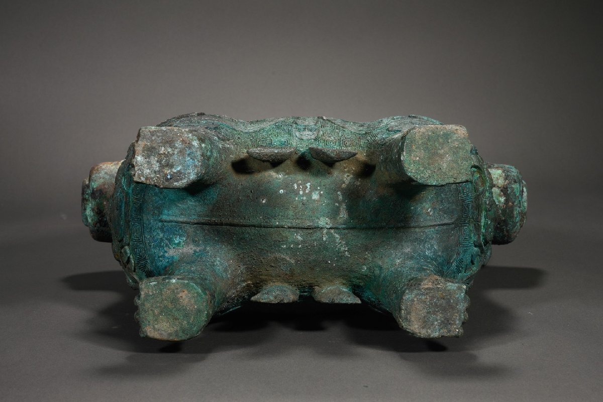 安】漢時代 青銅器 獣面紋犠尊 中国古美術 古置物 古擺件 古董品 安】漢時代 青銅器 獣面紋犠尊 中国古美術 古置物 古擺件 古董品