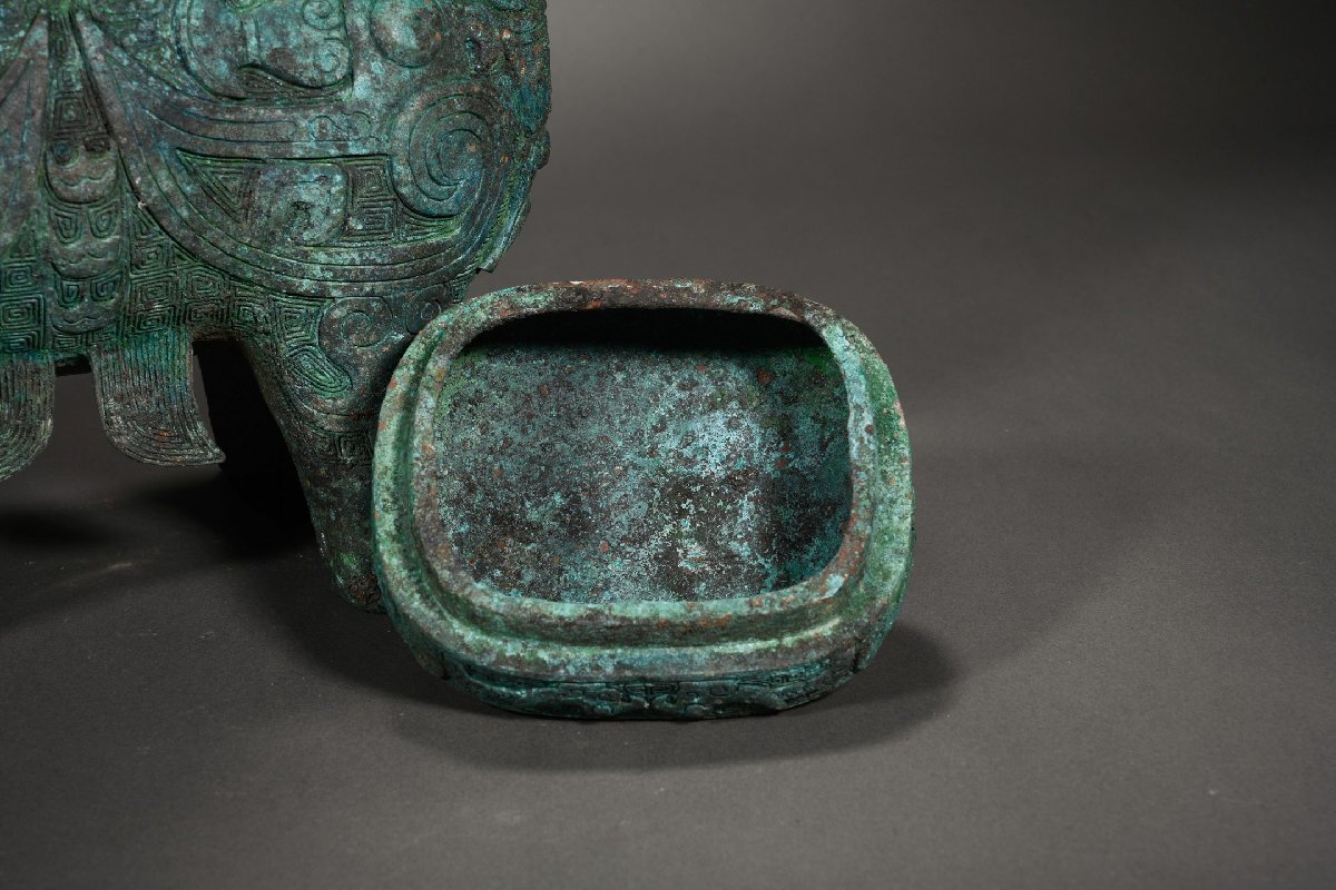 安】漢時代 青銅器 獣面紋犠尊 中国古美術 古置物 古擺件 古董品 安】漢時代 青銅器 獣面紋犠尊 中国古美術 古置物 古擺件 古董品