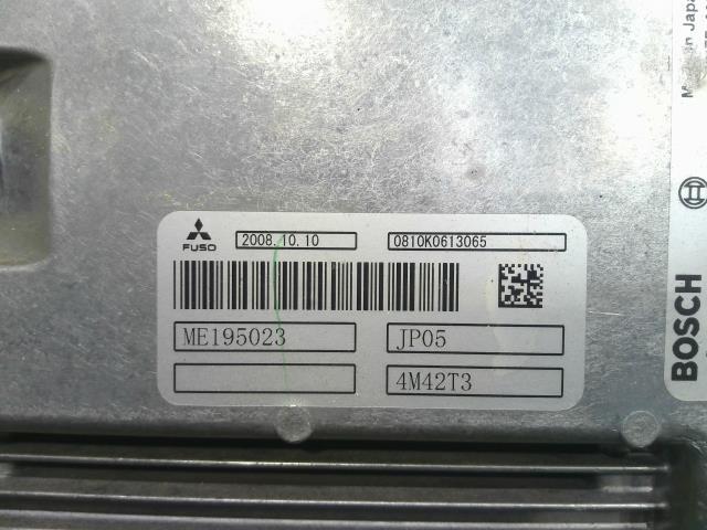 中古 キャンター PDG-FE82B エンジンコンピューター 4M42T ME195023_画像3