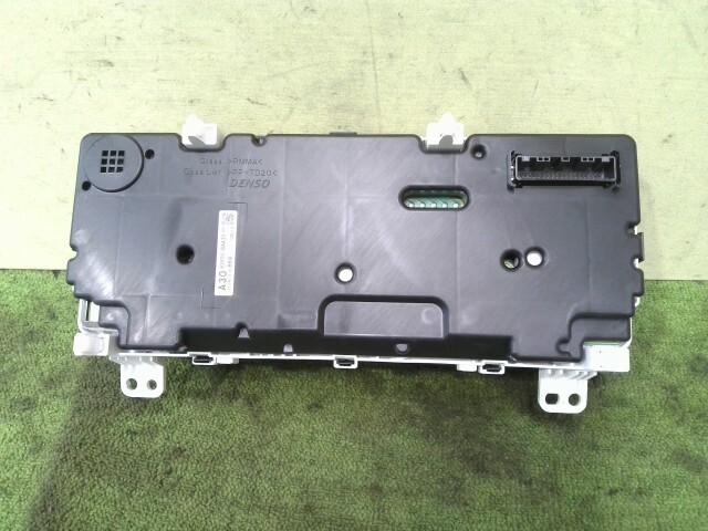 ムーヴ DBA-LA160S スピードメーター KF-VE W24 83800-BAA30 中古