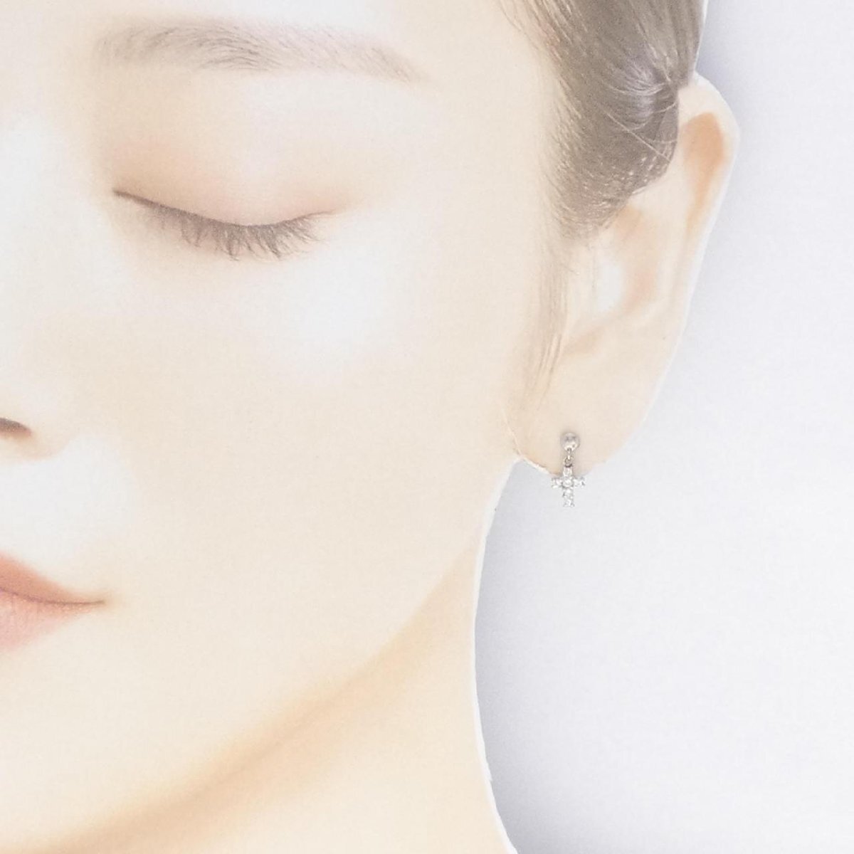 PT クロス ダイヤモンド ピアス 0.18CT