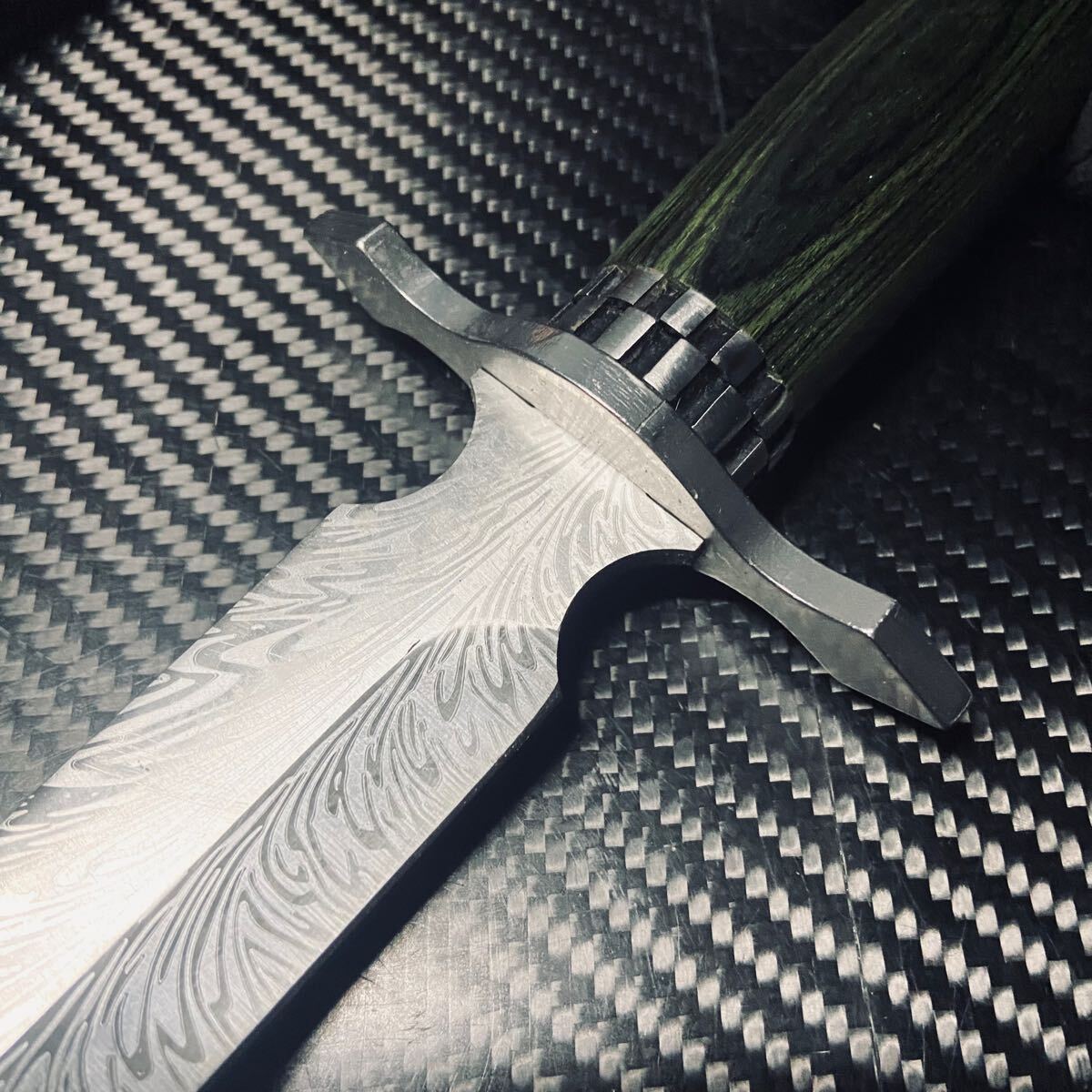 刃厚4mm 316g重量感 超高品質 片刃 サバイバルナイフ 鋼製 刃厚4mm 316g重量感 超高品質 片刃 サバイバルナイフ 鋼製