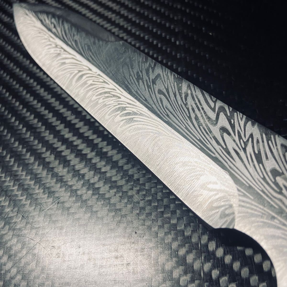 刃厚4mm 316g重量感 超高品質 片刃 サバイバルナイフ 鋼製 刃厚4mm 316g重量感 超高品質 片刃 サバイバルナイフ 鋼製