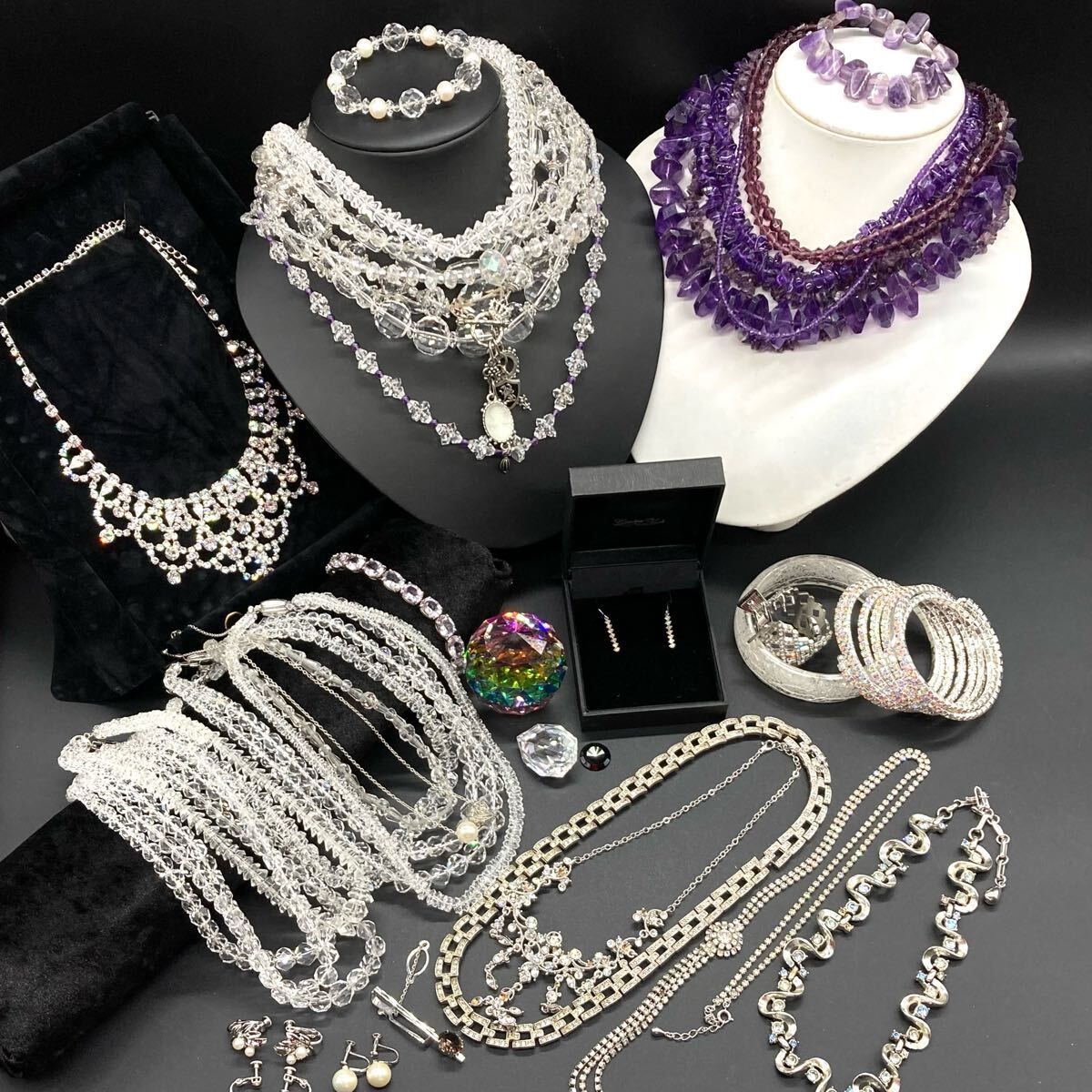 【BBAK6028】アクセサリー ネックレス ブレスレット イヤリング おまとめ NINA RICCI / GIVENCHY / MICHAEL KORS ほか 1円～ アクセサリー 大量おまとめセット 約6.4kg分 ネックレス リング