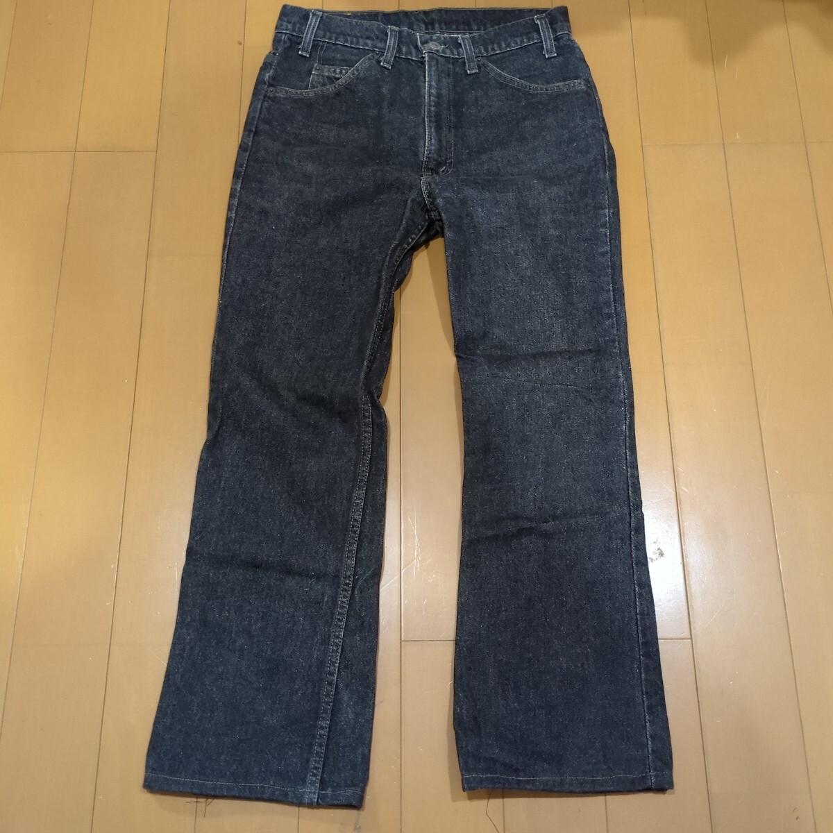 リーバイス 517 ブラック 黒 先染め デニムパンツ ブーツカット リーバイス 517 ブラック 黒 先染め デニムパンツ ブーツカット