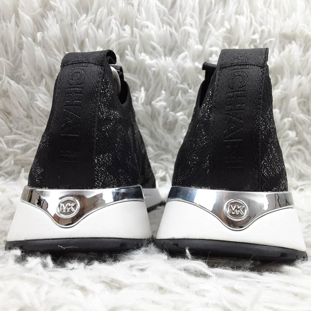 未使用保管品24 5㎝ MICHAEL KORS スリッポンスニーカー 黒 総柄 未使用保管品24 5㎝ MICHAEL KORS スリッポンスニーカー 黒 総柄
