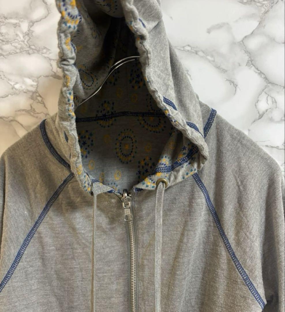 3314フード付きグレーパーカー　裾マーブル柄　ジップジャンパー　コットン_画像3