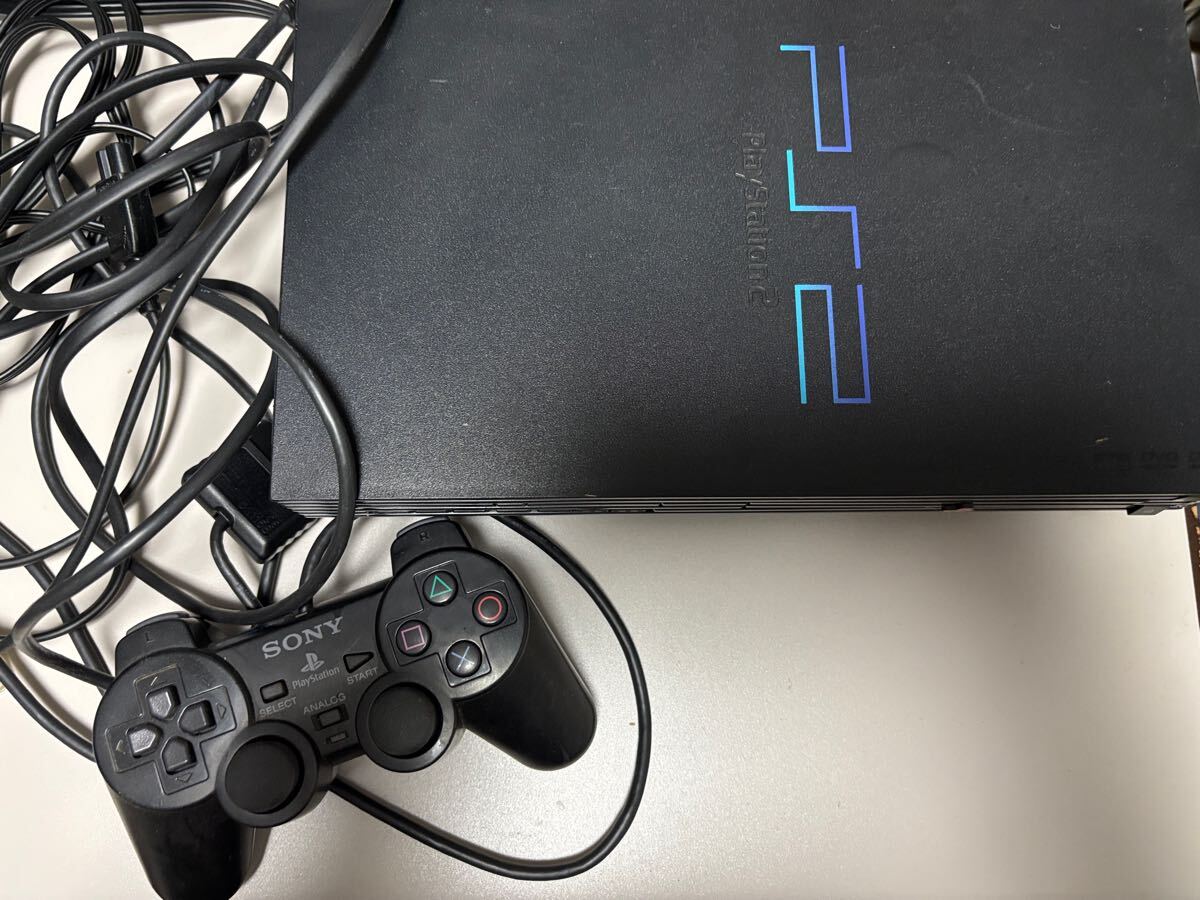ジャンク品 PS2 本体 SCPH-39000 コントローラー ケーブル付 ジャンク品 PS2 本体 SCPH-39000 コントローラー ケーブル付