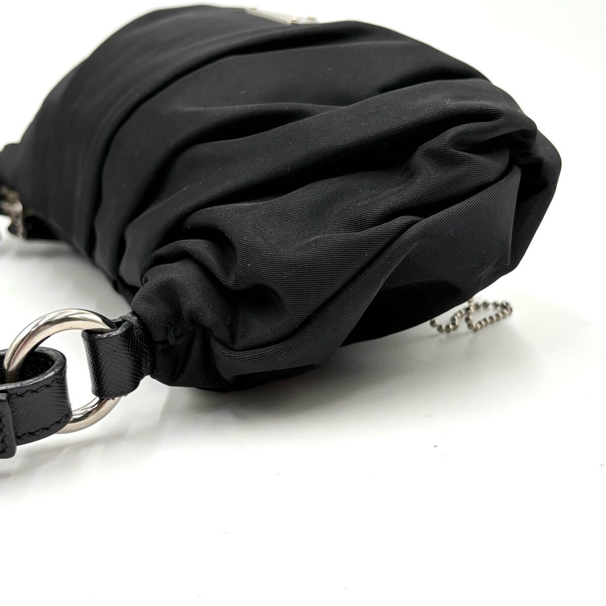 1円/極美品○PRADA プラダ 三角ロゴプレート 装飾 ナイロン 1円/極美品○PRADA プラダ 三角ロゴプレート 装飾 ナイロン