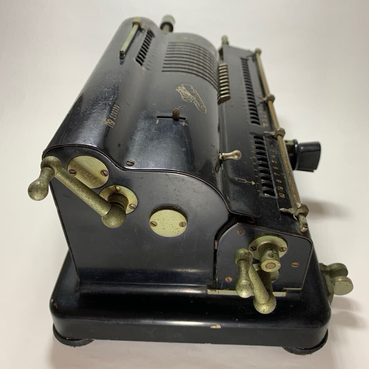 TIGER 機械式計算機 手回し計算機 カリキュレーター 当時物 TIGER 機械式計算機 手回し計算機 カリキュレーター 当時物