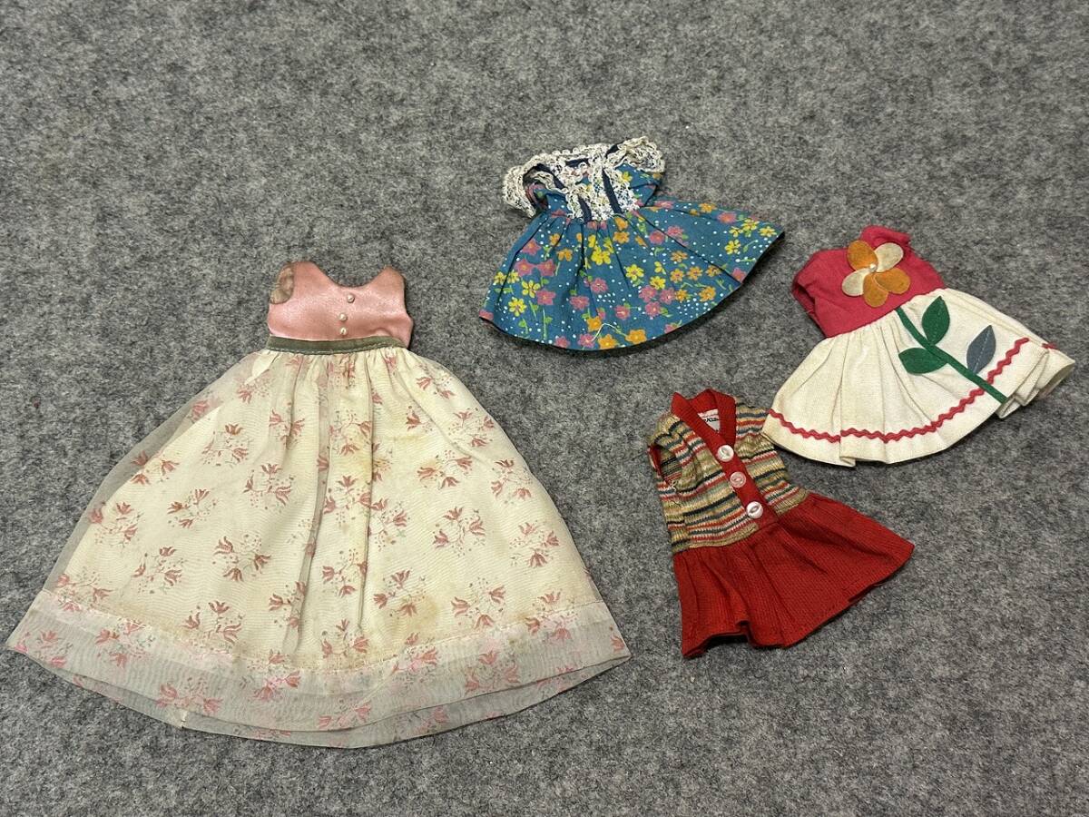 タミーちゃん ペッパーちゃん リカちゃんトリオ? バービー 着せ タミーちゃん ペッパーちゃん リカちゃんトリオ? バービー 着せ