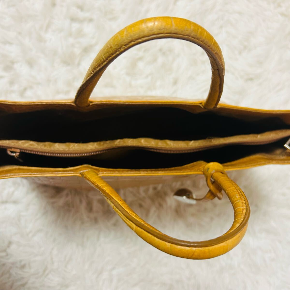 美品□入手困難品□FURLA フルラ 本革 クロコダイル クロコ型 美品□入手困難品□FURLA フルラ 本革 クロコダイル クロコ型