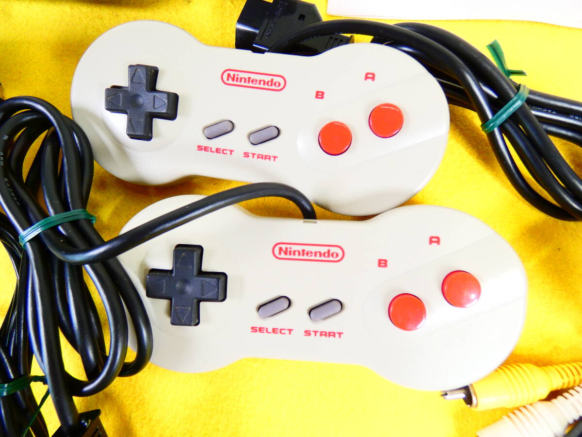 S) Nintendo 任天堂 ニューファミコン HVC-101 ゲーム機器 ※動作 S) Nintendo 任天堂 ニューファミコン HVC-101 ゲーム機器 ※動作