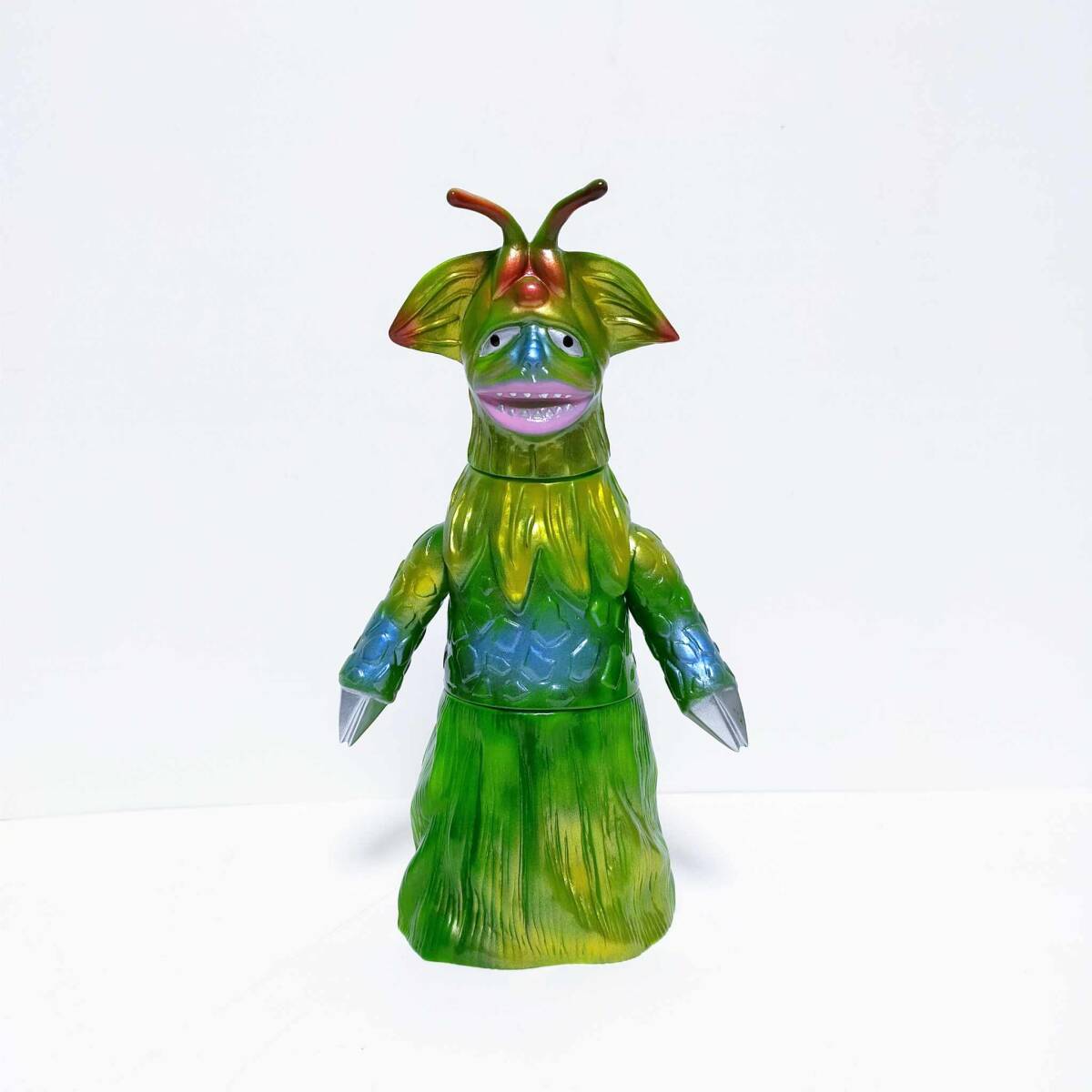マーミット ヤメタランス ソフビ Yahoo!オークション - マーミット 怪獣ヤメタランス marmit 世紀