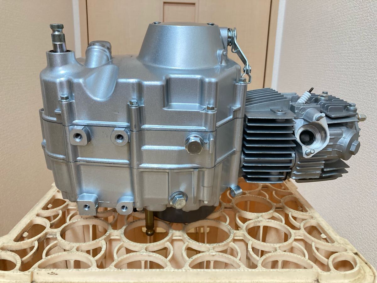 中華エンジン 107cc モンキー・カブタイプ 4速ミッション 中華エンジン 107cc モンキー・カブタイプ 4速ミッション