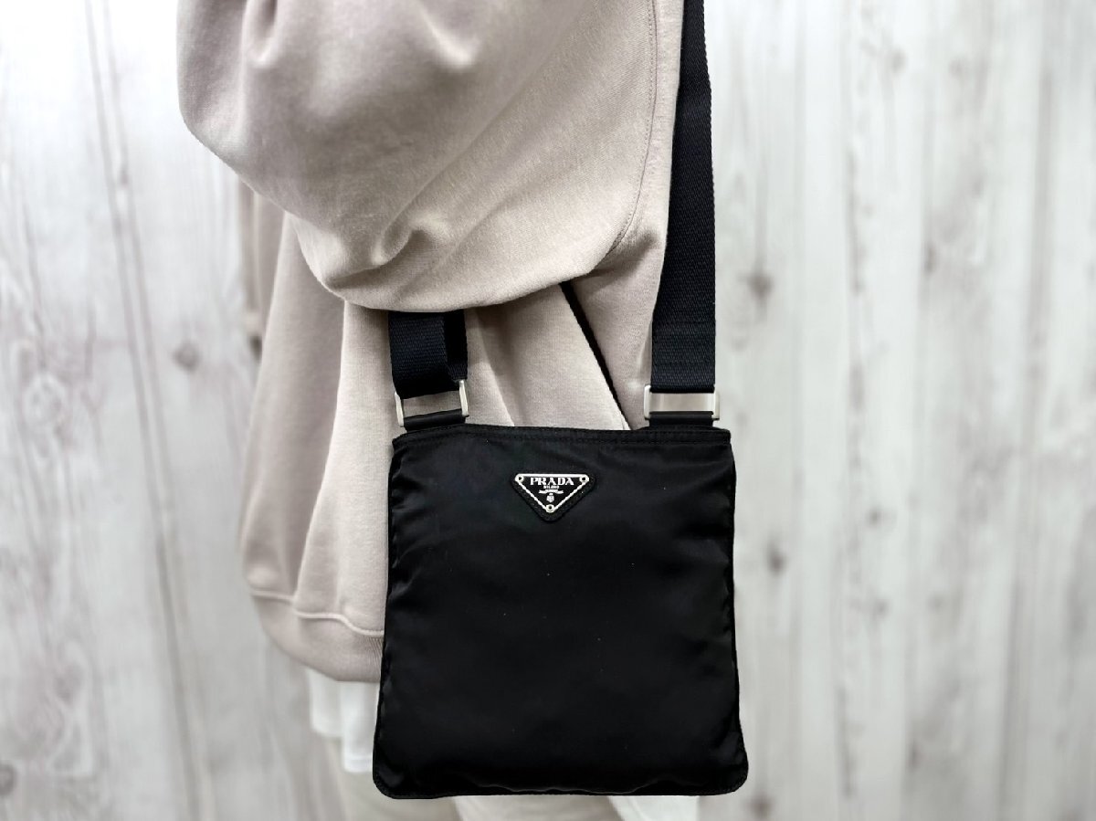 極美品 PRADA プラダ テスート ショルダーバッグ サコッシュ 極美品 PRADA プラダ テスート ショルダーバッグ サコッシュ