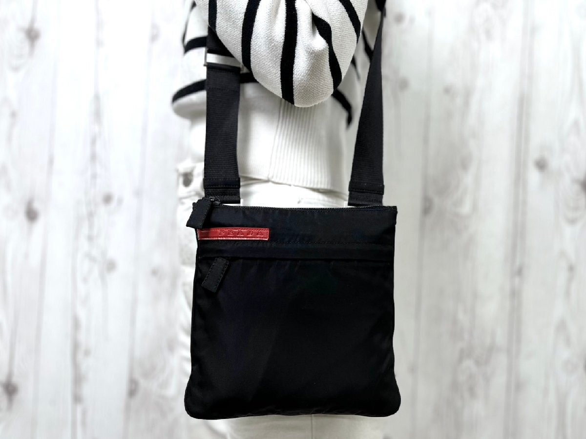極美品 PRADA SPORT プラダスポーツ プラダ ショルダーバッグ 極美品 PRADA SPORT プラダスポーツ プラダ ショルダーバッグ