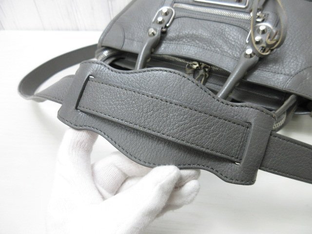 極美品 BALENCIAGA バレンシアガ ザ・シティ ハンドバッグ 極美品 BALENCIAGA バレンシアガ ザ・シティ ハンドバッグ