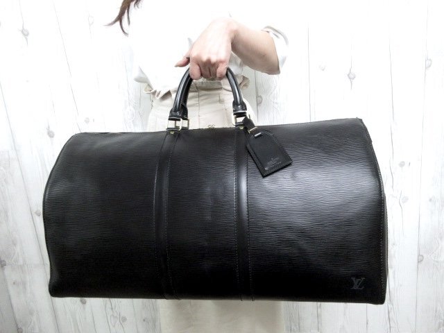 極美品 LOUIS VUITTON ルイヴィトン エピ キーポル55 ノワール 極美品 LOUIS VUITTON ルイヴィトン エピ キーポル55 ノワール