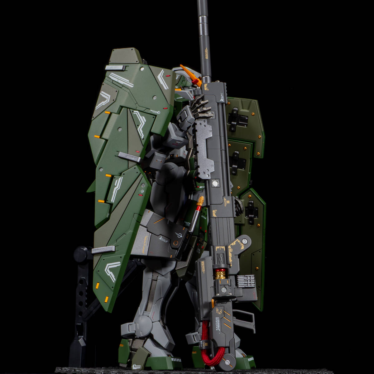 MG 1/100 ガンダムデュナメス 徹底改修 改造 カスタム 全塗装 MG 1/100 ガンダムデュナメス 徹底改修 改造 カスタム 全塗装