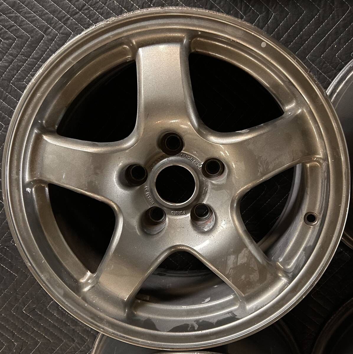 日産 R32 GTR 純正 ホイール 16×8J +30 4本 GT-R スカイライン 日産 R32 GTR 純正 ホイール 16×8J +30 4本 GT-R スカイライン
