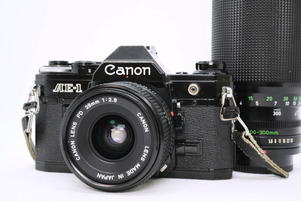 Canon AE-1 Black ブラック + NEW FD 28mm f2.8 + NEW FD 100 Canon AE-1 Black ブラック + NEW FD 28mm f2.8 + NEW FD 100
