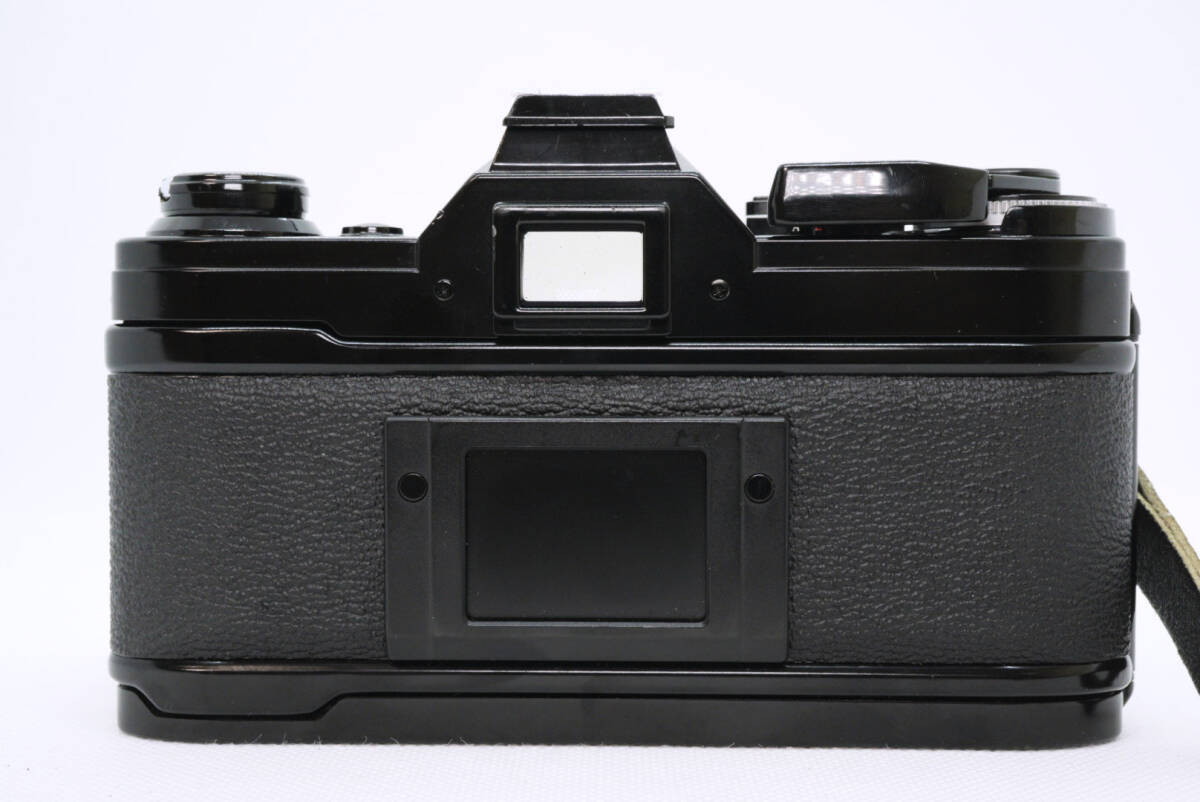 Canon AE-1 Black ブラック + NEW FD 28mm f2.8 + NEW FD 100 Canon AE-1 Black ブラック + NEW FD 28mm f2.8 + NEW FD 100