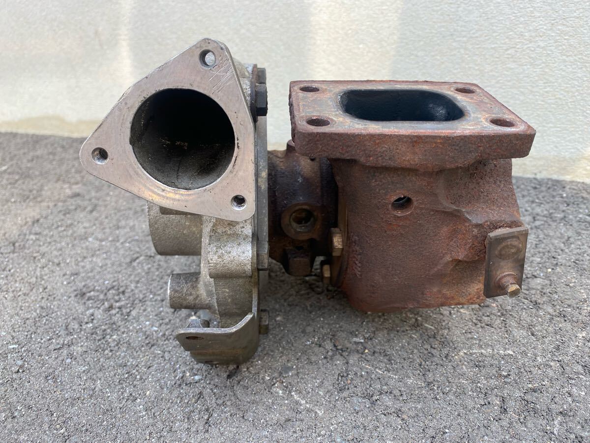 HKS GT2530 GT2540 ベース? タービン 日産 SR20DET S13 S14 S15 HKS GT2530 GT2540 ベース? タービン 日産 SR20DET S13 S14 S15