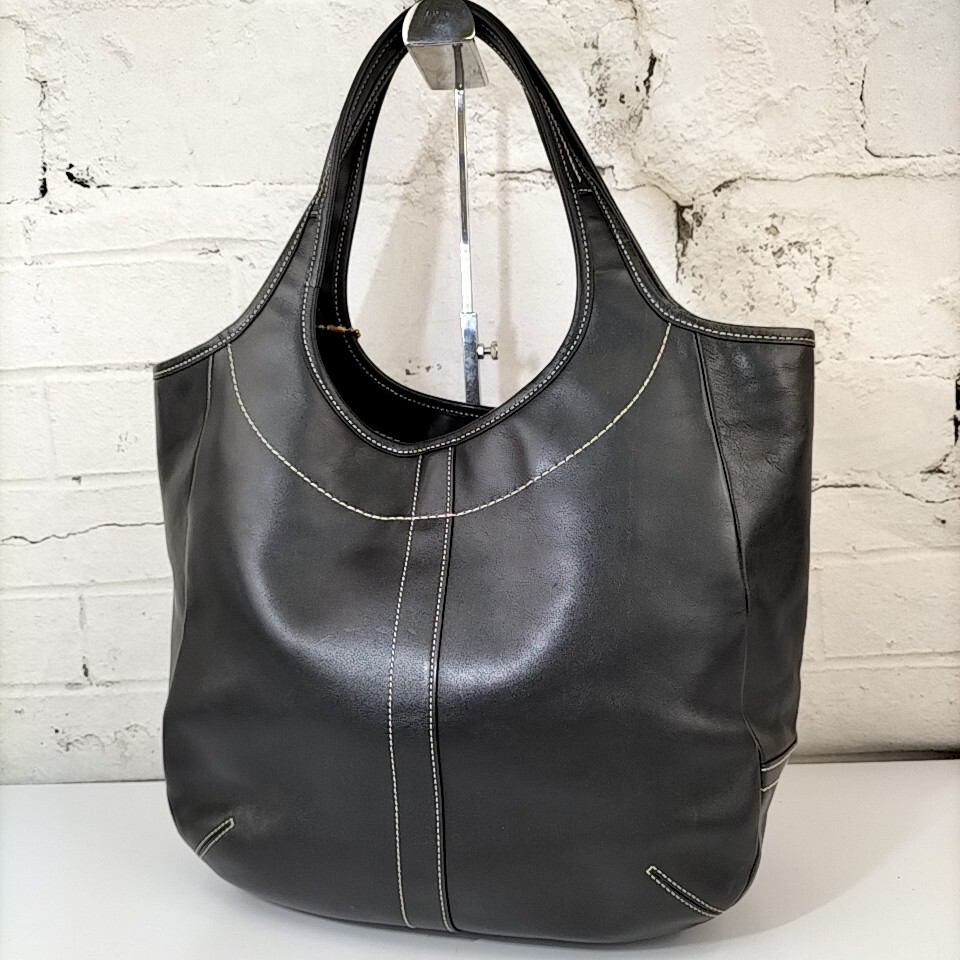 COACH 】 コーチ ターンロック ゴールド金具 レザー ステッチ COACH 】 コーチ ターンロック ゴールド金具 レザー ステッチ