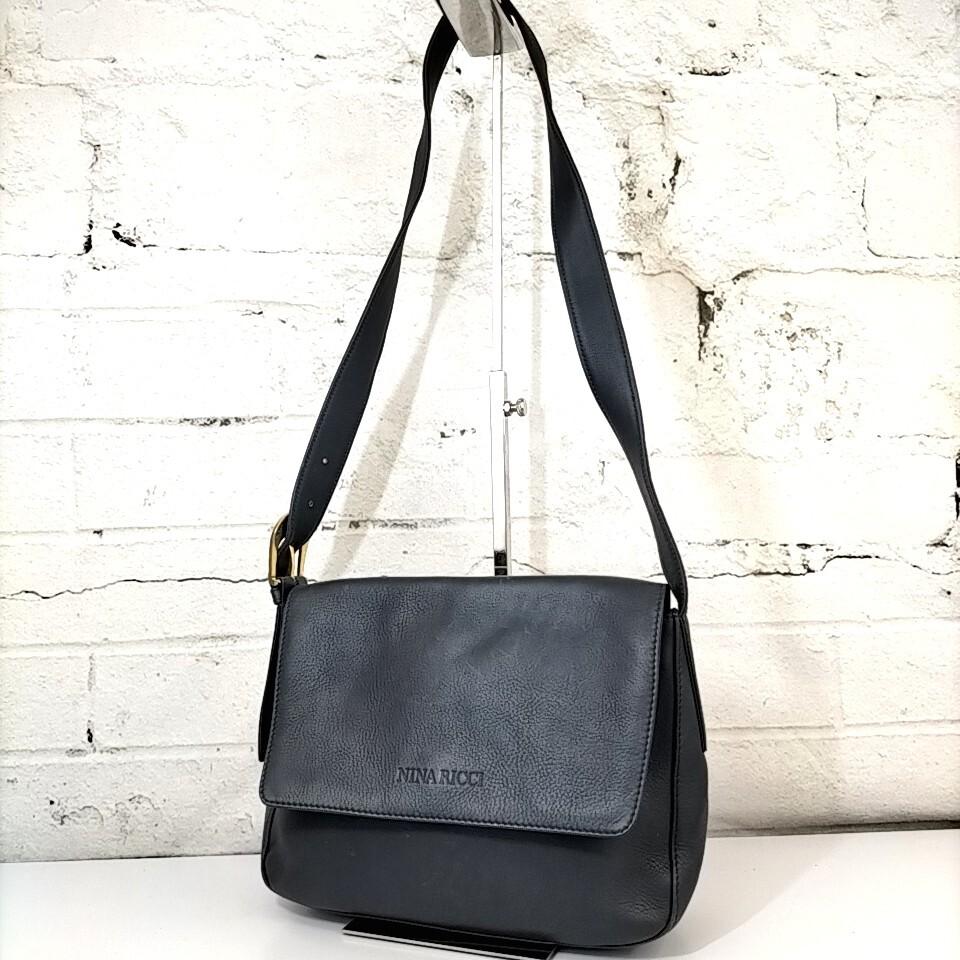 Nina Ricci 】 ニナリッチ ロゴ型押し レザー ロゴ刻印 ゴールド Nina Ricci 】 ニナリッチ ロゴ型押し レザー ロゴ刻印 ゴールド