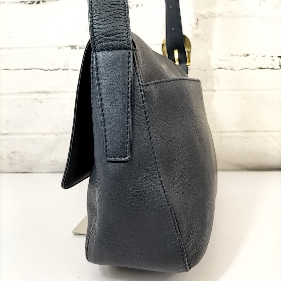Nina Ricci 】 ニナリッチ ロゴ型押し レザー ロゴ刻印 ゴールド Nina Ricci 】 ニナリッチ ロゴ型押し レザー ロゴ刻印 ゴールド