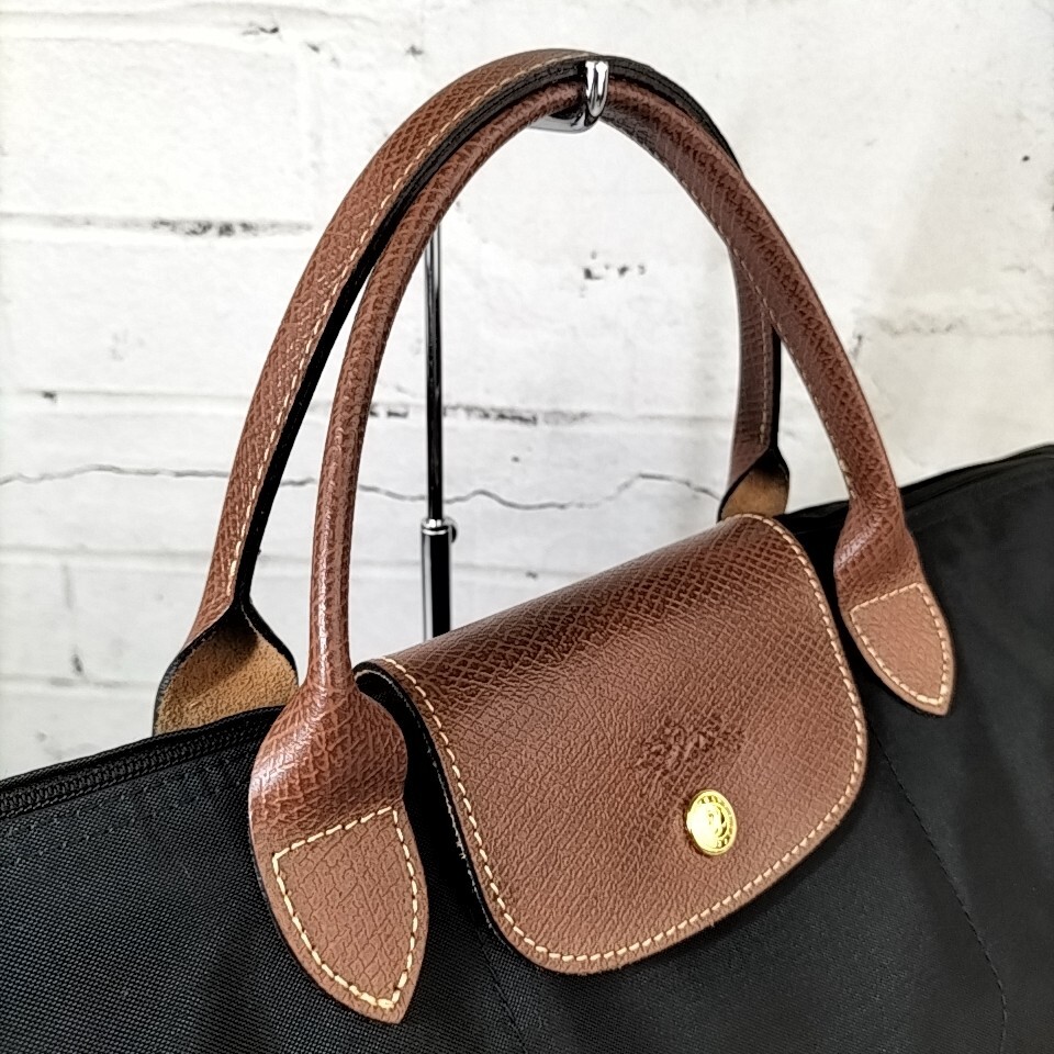 LONGCHAMP 】 ロンシャン プリアージュ ナイロン 一部 ロゴ型 LONGCHAMP 】 ロンシャン プリアージュ ナイロン 一部 ロゴ型