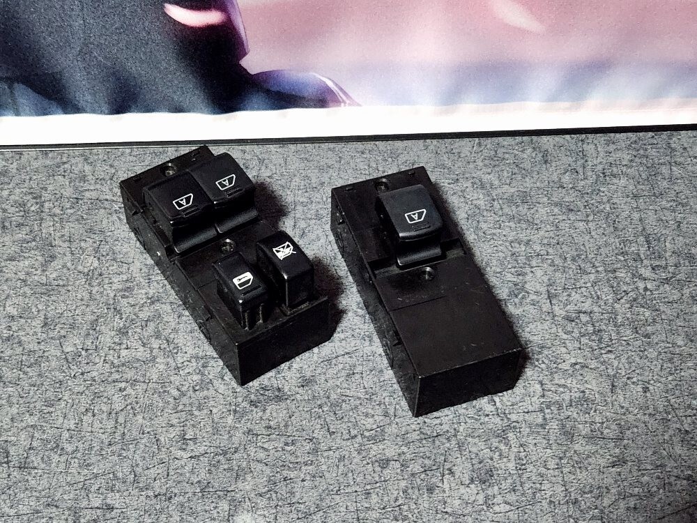 日産 スカイライン CPV35 パワーウィンドウ スイッチ 運転席 助手席 NISSAN SKYLINE POWER WINDOW SWITCH 純正 【30040701】_画像4