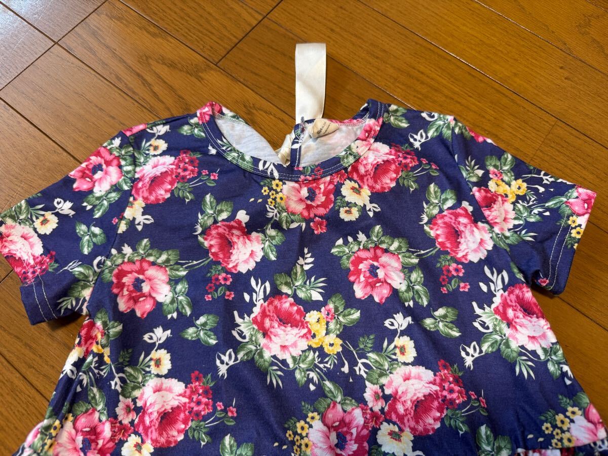●子供服BEE花柄リボン付き半袖トップス紺地×ピンぬ?