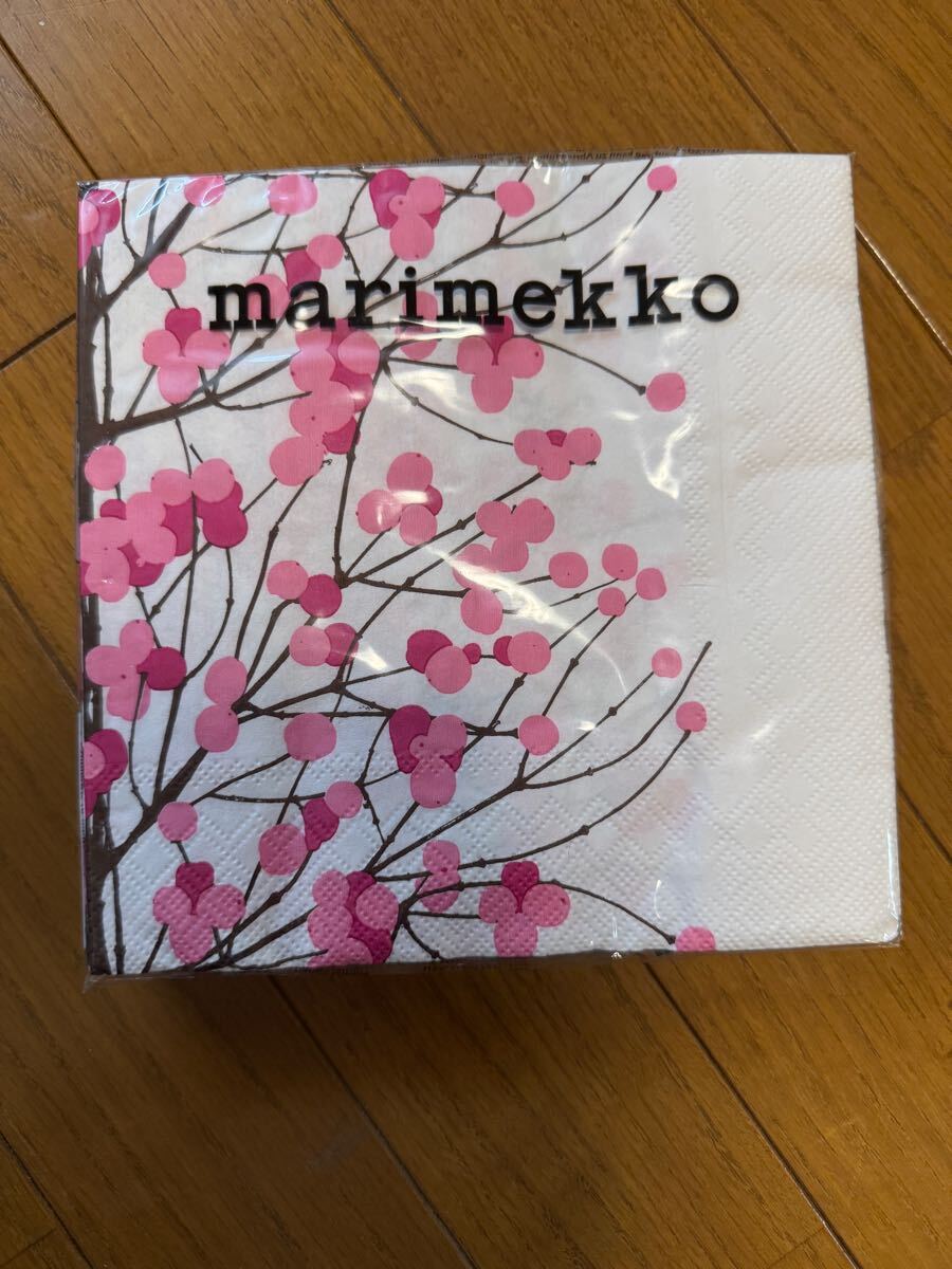 ●マリメッコmarimekko白地ピンク樹木柄ペーパータオル大新品