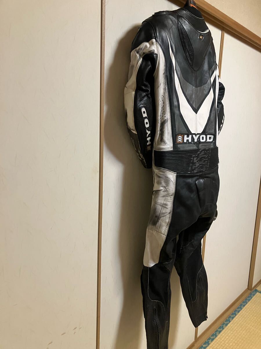 MFJタグ有 HYOD(ヒョウドウ)LWサイズ レーシングスーツ 革 MFJタグ有 HYOD(ヒョウドウ)LWサイズ レーシングスーツ 革