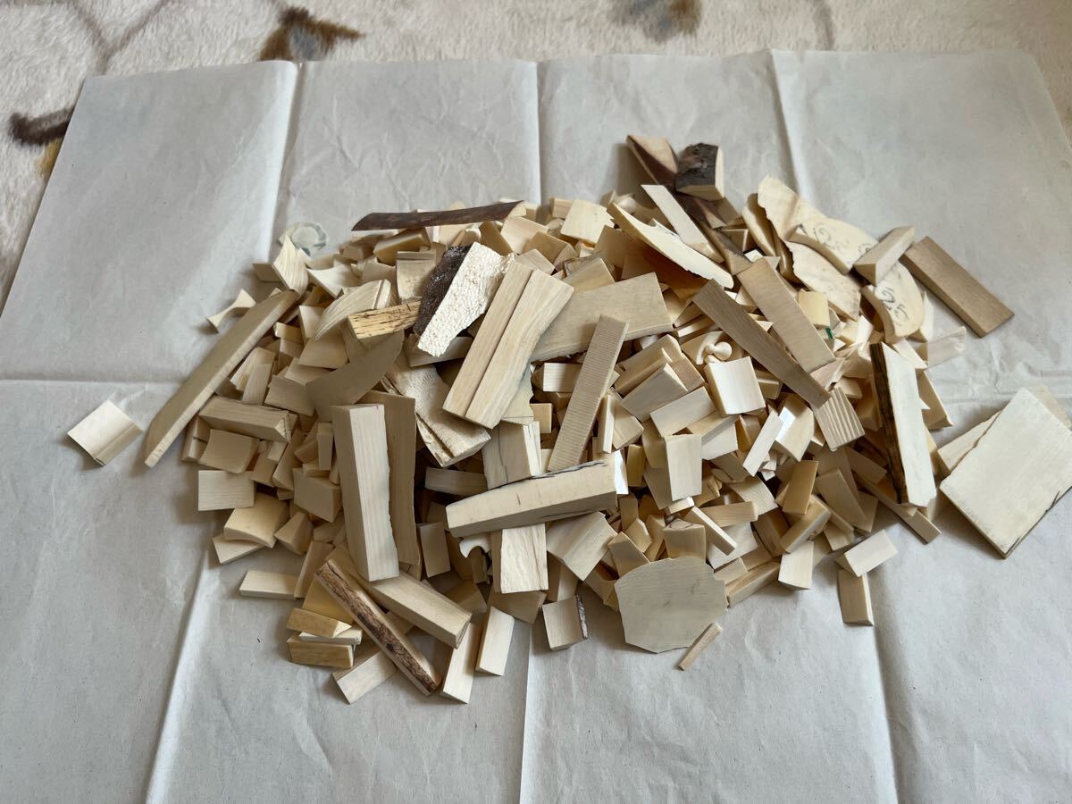 象牙風 彫刻素材 天然素材 根付材 重量約1.7kg 端材マンモス