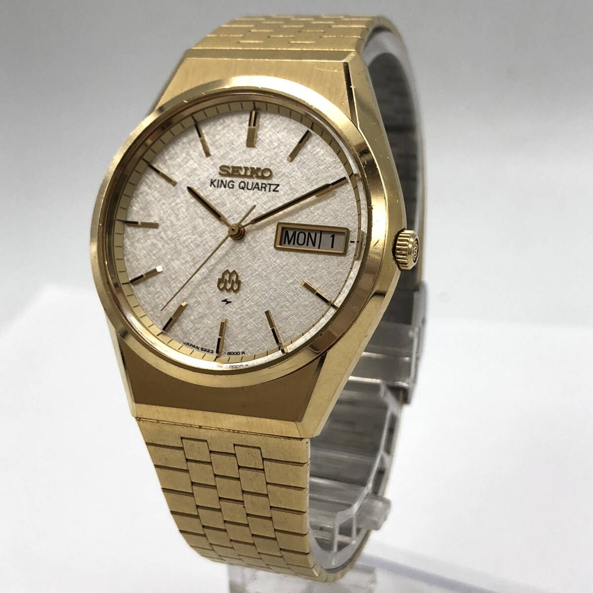 AY2077□【稼働】SEIKO セイコー KING QUARTZ デイデイト AY2077□【稼働】SEIKO セイコー KING QUARTZ デイデイト