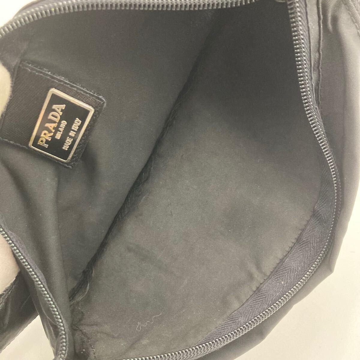白タグあり】 PRADA プラダ ウエストポーチ ボディバッグ 白タグあり】 PRADA プラダ ウエストポーチ ボディバッグ
