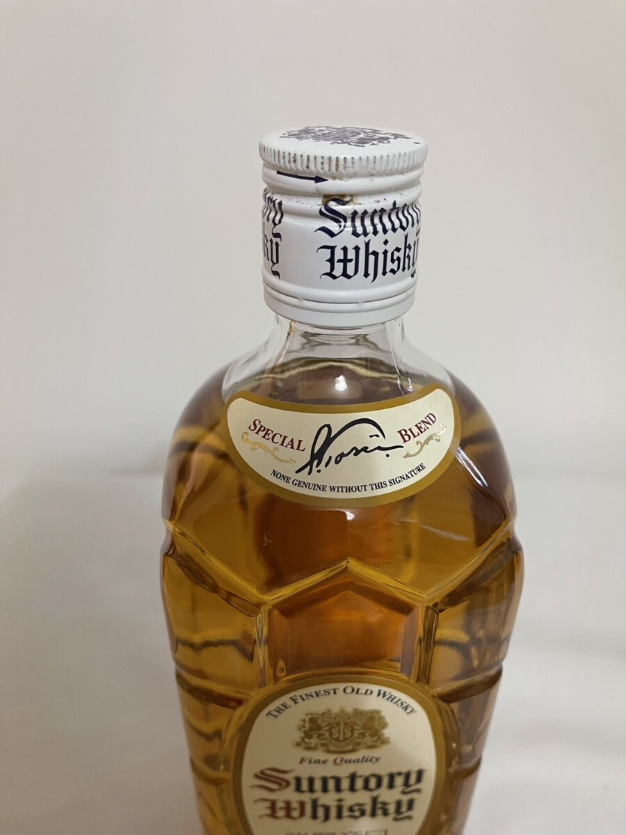 サントリー 白角 淡麗辛口 未開封 700ml 1円〜 SUNTORY 角瓶 サントリー 白角 淡麗辛口 未開封 700ml 1円〜 SUNTORY 角瓶