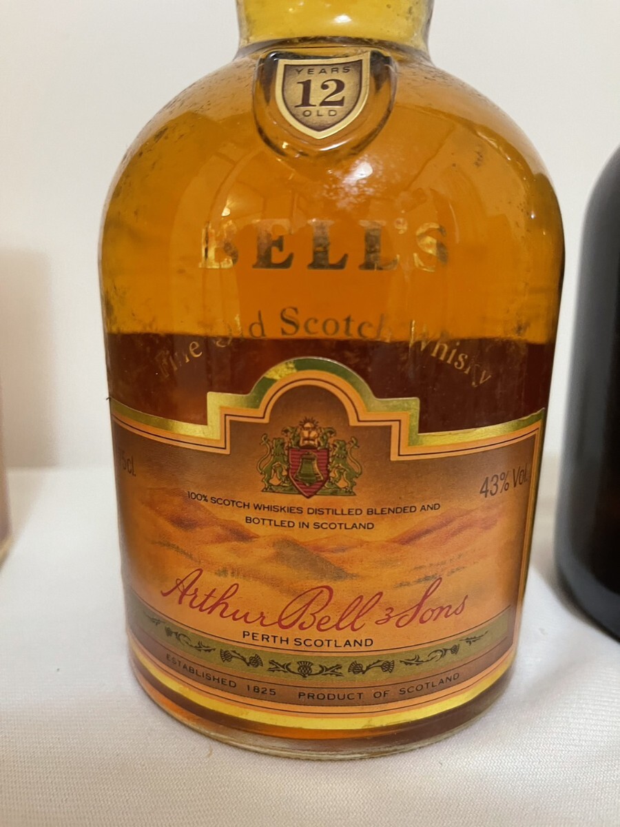 2本まとめ ベルズ 20年 12年 未開封 750ml 1円〜 BELL'S 2本まとめ ベルズ 20年 12年 未開封 750ml 1円〜 BELL'S