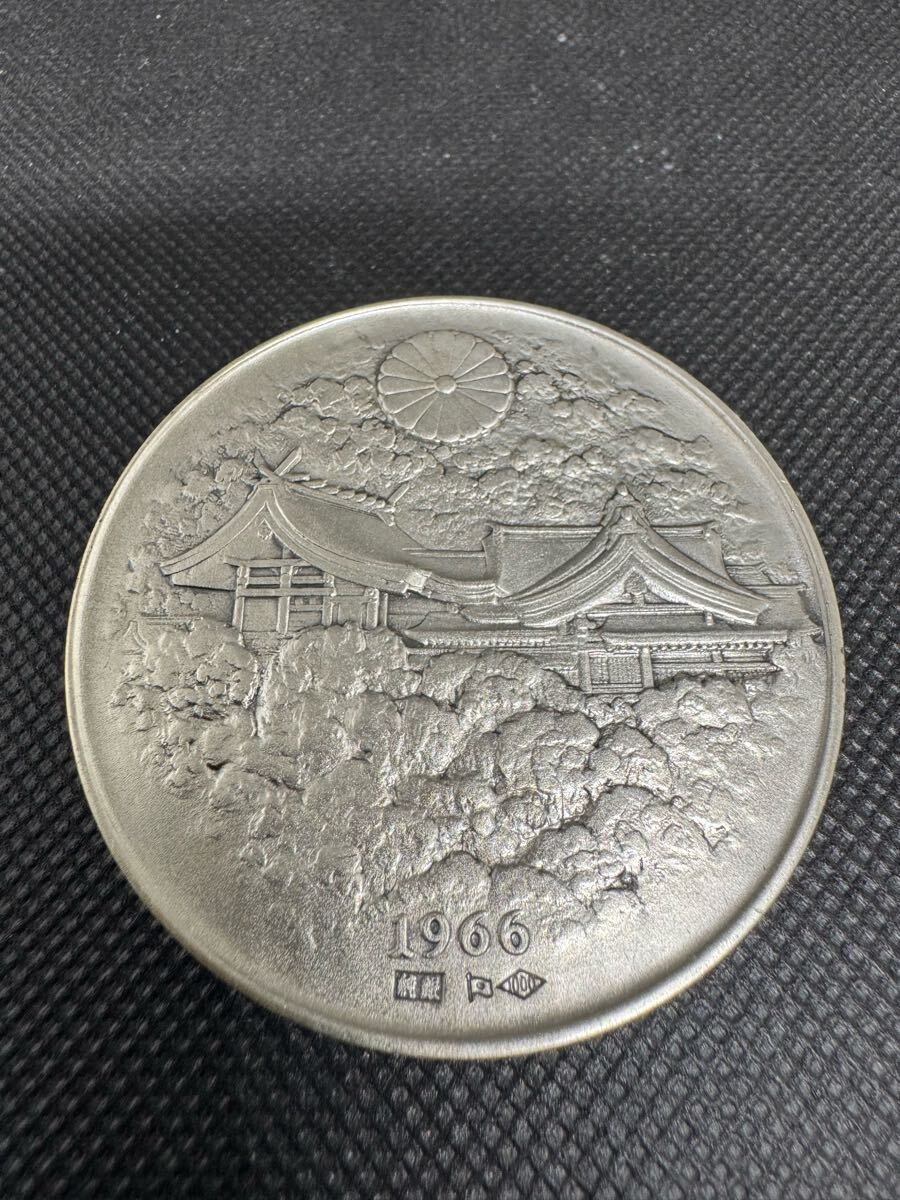 純銀 silver 1000 明治百年記念 明治天皇御肖像牌 純銀メダル 純銀 silver 1000 明治百年記念 明治天皇御肖像牌 純銀メダル