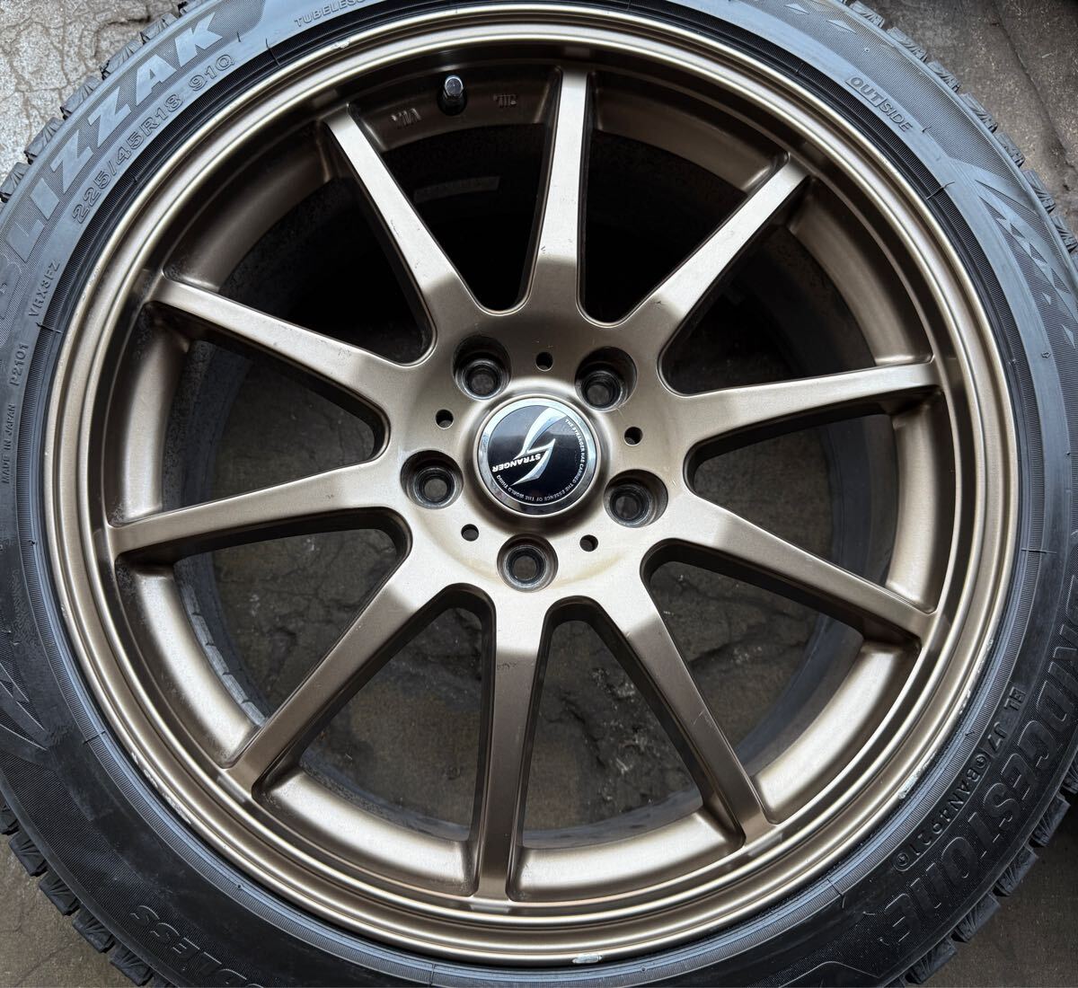  зимний Subaru Levorg Crown Mark X Bridgestone VRX3 2021 год производства глубокий паз 225/45R18 7.5J 114.3 OF53 4шт.