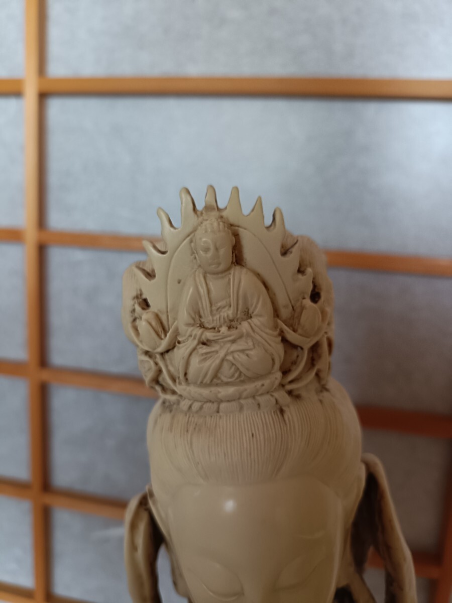 観音菩薩像】72㎝/5.6㎏ 象牙風 天然素材 仏教美術 置物 骨董 古 観音菩薩像】72㎝/5.6㎏ 象牙風 天然素材 仏教美術 置物 骨董 古