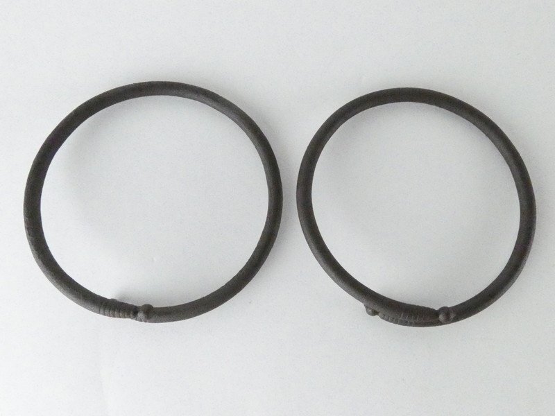 都屋】z16 畠春斎 宝珠 釜鐶 共箱 直径 約8cm 茶道具 釜 釜師 釜 都屋】z16 畠春斎 宝珠 釜鐶 共箱 直径 約8cm 茶道具 釜 釜師 釜