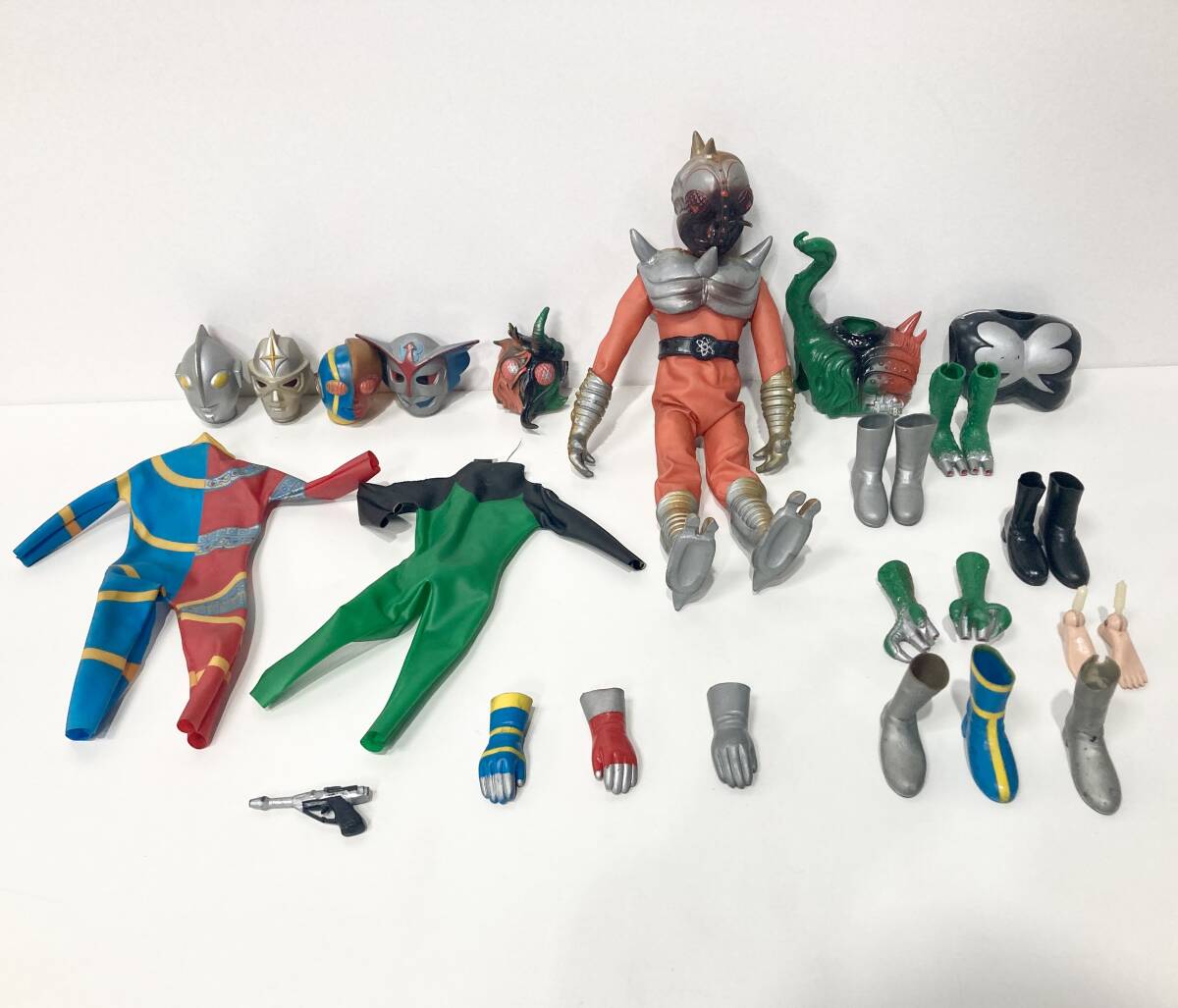 蘇さ(BBY1396) 玩具 ソフビ ウルトラマン 変身 着せ替え 中古品 蘇さ(BBY1396) 玩具 ソフビ ウルトラマン 変身 着せ替え 中古品