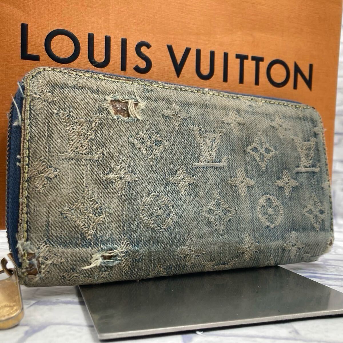 LOUIS VUITTON ルイヴィトン 長財布 ジッピーウォレット LOUIS VUITTON ルイヴィトン 長財布 ジッピーウォレット