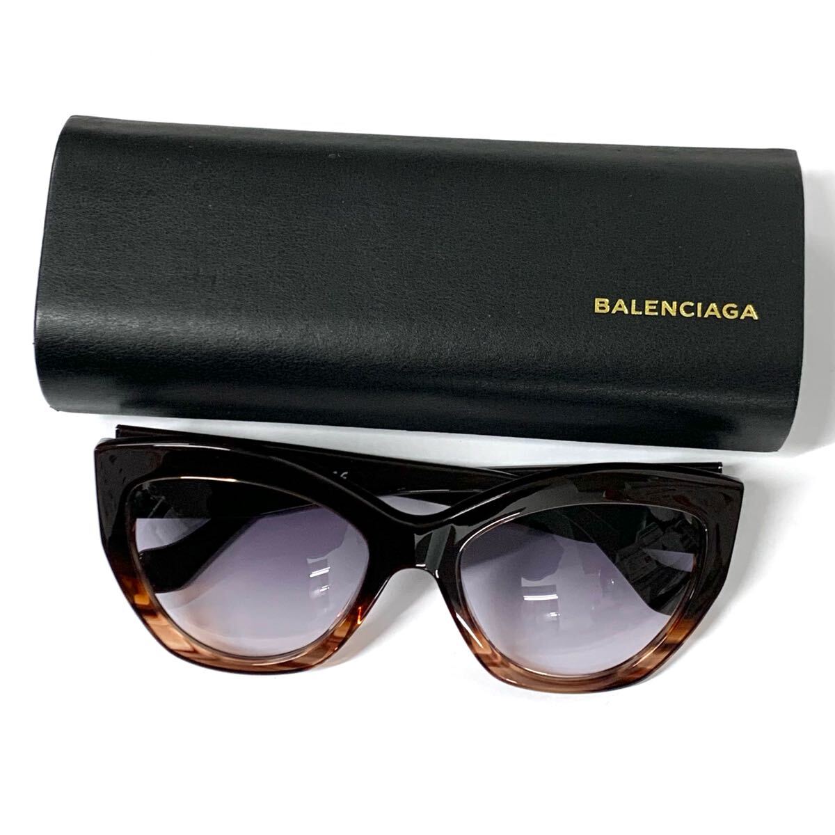 状態良好 BALENCIAGA バレンシアガ サングラス ロゴ BA 103 50B 状態良好 BALENCIAGA バレンシアガ サングラス ロゴ BA 103 50B